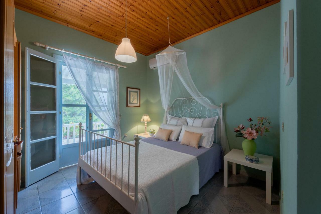 Mihaila Bungalows Esparta Exterior foto